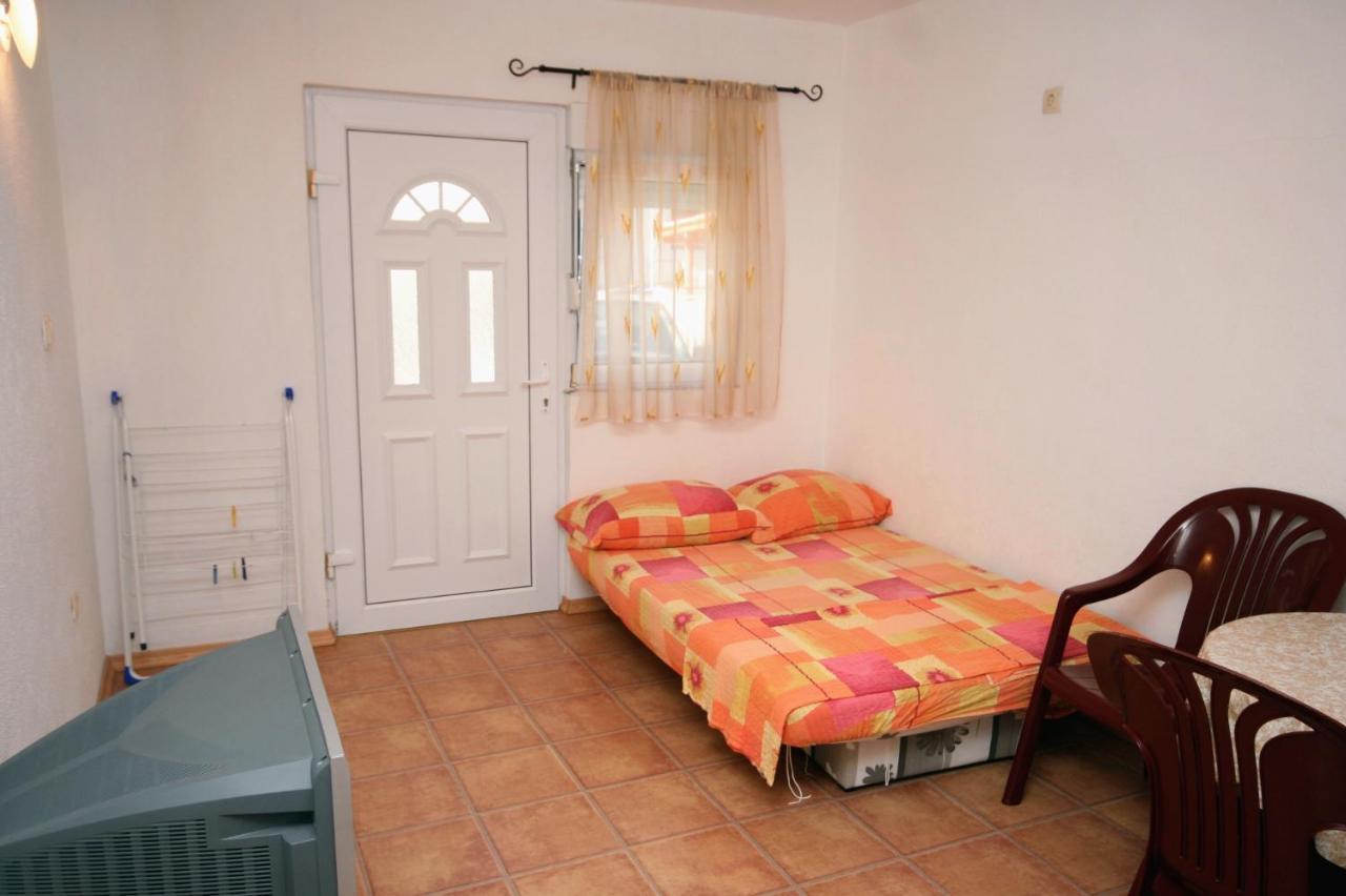 Apartment Podaca 6050A エクステリア 写真